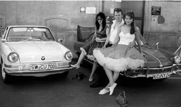 Im Oldtimer in die Fünfziger