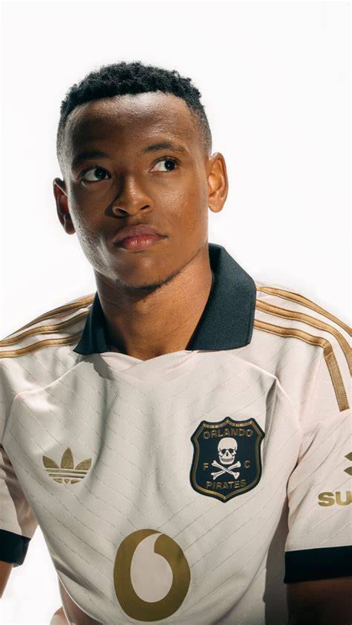 Images Orlando Pirates official accuses Simba of using muthi