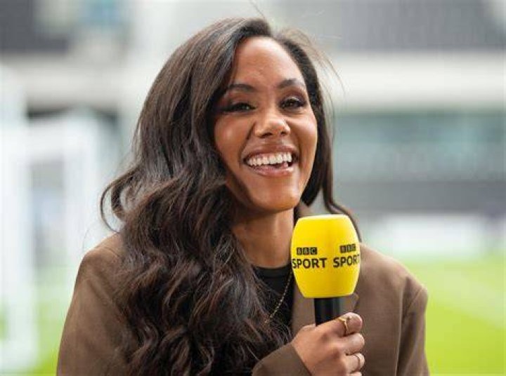 Is Alex Scott gay and does she have a partner?