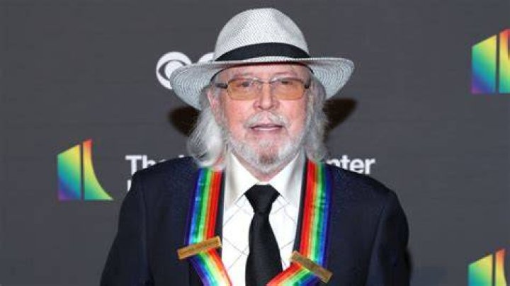 Is Baryy Gibb's Dead or Still Alive? Musician&rsquo;s Illness, Health Update