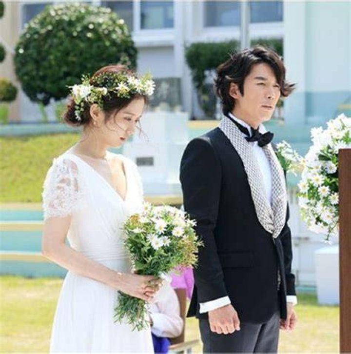 Is Jang Hyuk Married? Find Out His Relationship Status