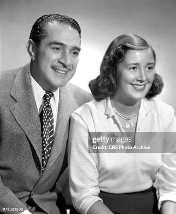 J. Carrol Naish & Elaine Naish Online Photo Galleries
