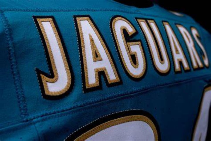 Jaguars' Travis Etienne Jr. Jokes About Missing Rookie Season After