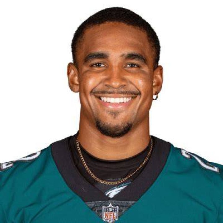 Jalen Hurts [Career, Stats, Net Worth, Wife] Metro League