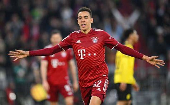Jamal Musiala Age, Salary, Net worth, Current Teams, Career, Height
