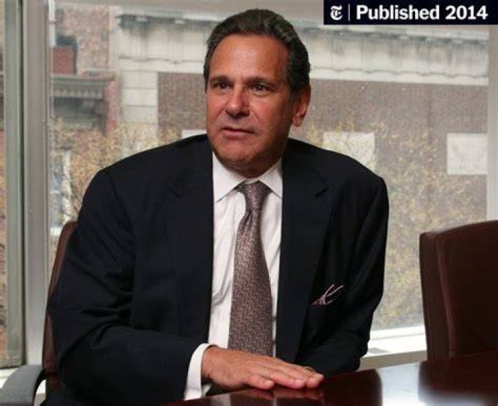 James Schiro, Goldman&rsquo;s Lead Director, Dies at 68 The New York Times