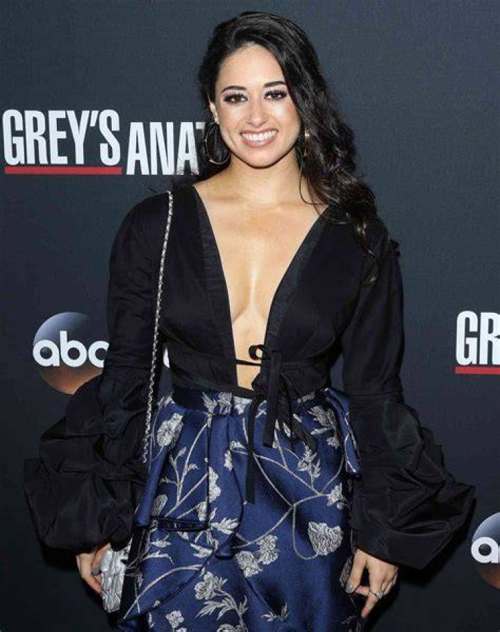 Jeanine Mason Cleavage TheFappening