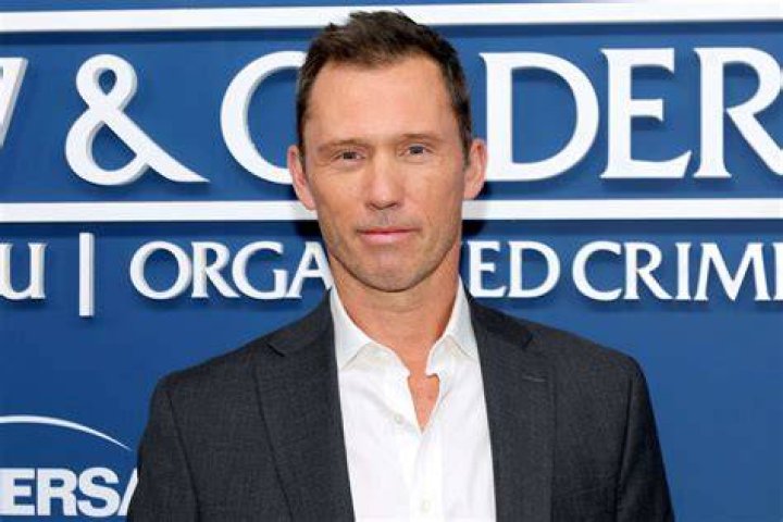 Jeffrey Donovan Everything to Know About the Law & Order Star NBC
