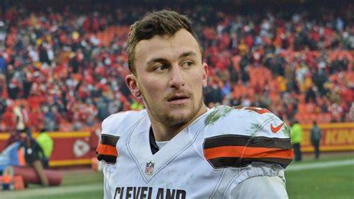 Johnny Manziel says in new Netflix documentary he bought a gun and