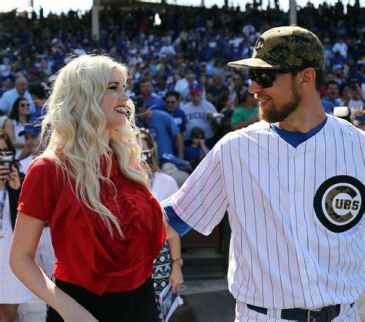 Julianna Zobrist Net worth, Husband, Family, Age, Ian Happ, Addison Russell