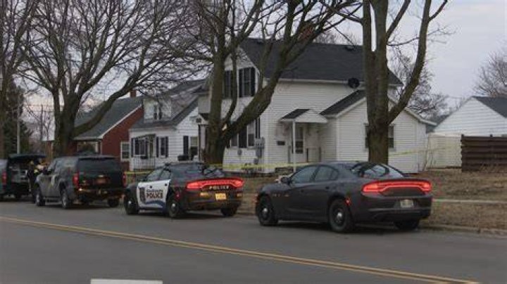 Kaukauna Police Deaths at a house were murdersuicide