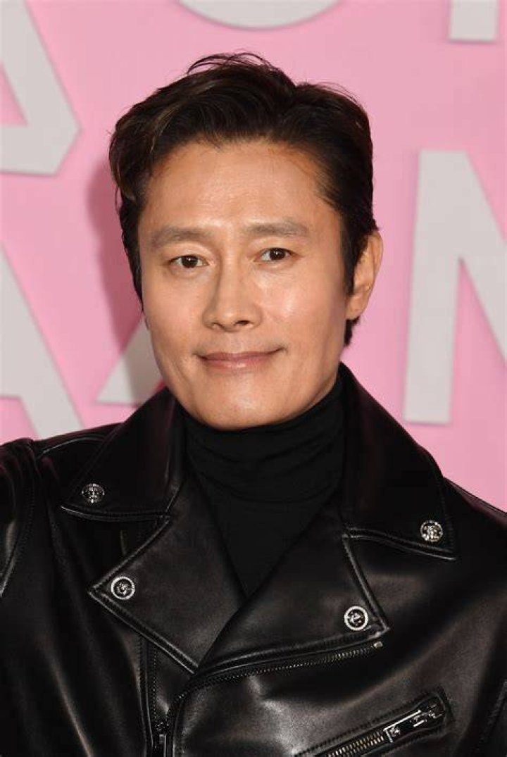 Korean Actor Lee Byunghun Signs With UTA Film News CONVERSATIONS