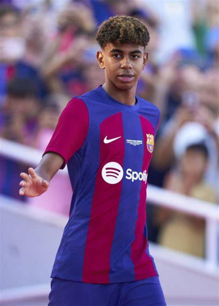 Lamine Yamal la nueva irrupci&oacute;n del Barcelona con 16 a&ntilde;os