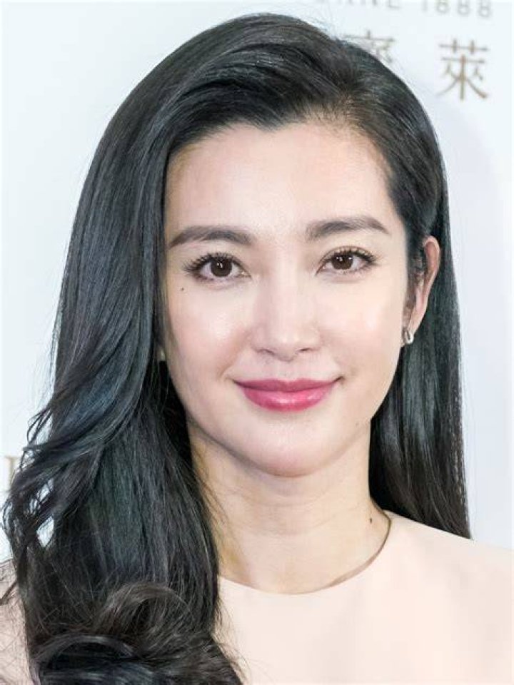 Li Bingbing biography with personal life, married and affair