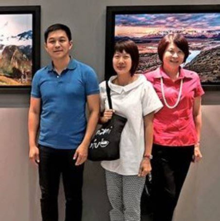 Lik Ling Wiki (Tan Chuanjin Wife) Age, Kids, Parents, Net Worth