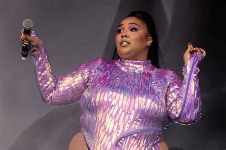 Lizzo Opens Up About Almost Quitting Music After &ldquo;Truth Hurts&rdquo; Release