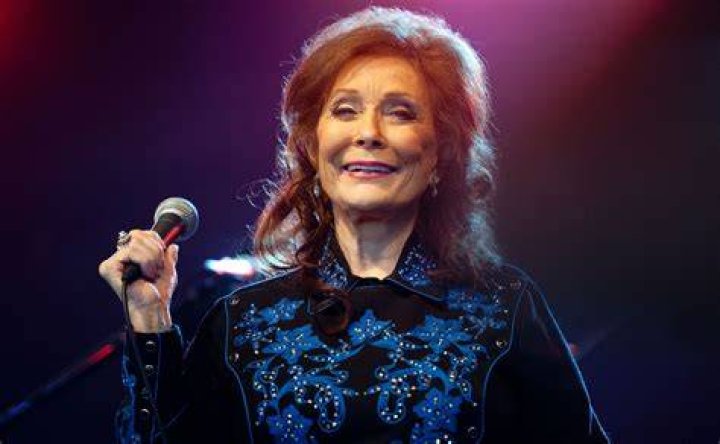 Loretta Lynn Remembered A Look Back at the Coal Miner's Daughter's
