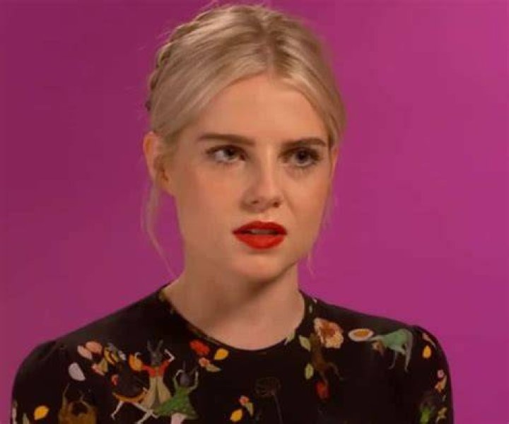 Lucy Boynton Net Worth, Height, Age, Husband And Movies Of Rami Malek's