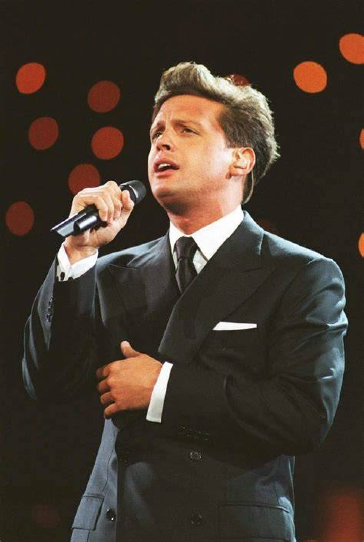 Luis Miguel Wallpapers Wallpaper Cave