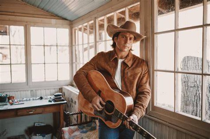 Lukas Nelson's Instagram, Twitter & Facebook on IDCrawl