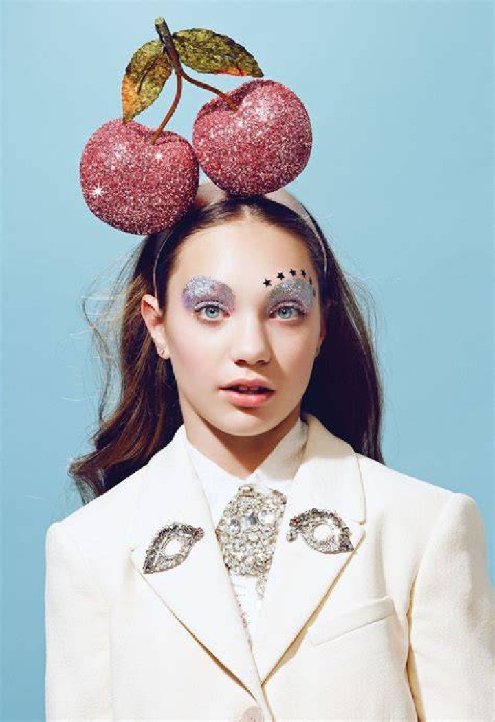 Maddie Ziegler Paper Magazine Photoshoot 2016 03 GotCeleb