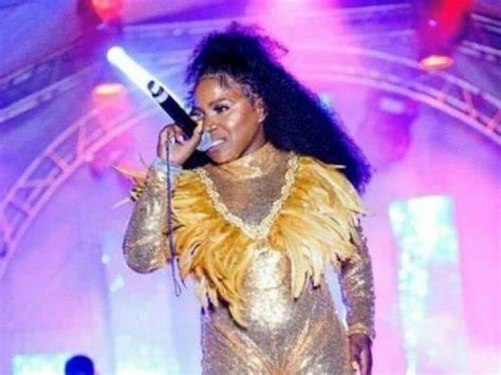 Makhadzi Lambasts Twitter Trolls Over Alleged Breakup With Master KG