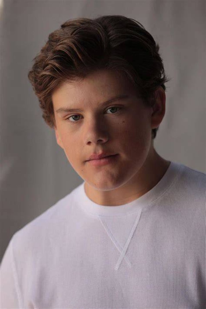 Maxwell Simkins Wiki [Actor] Biography, Age, Height, Parents, Siblings