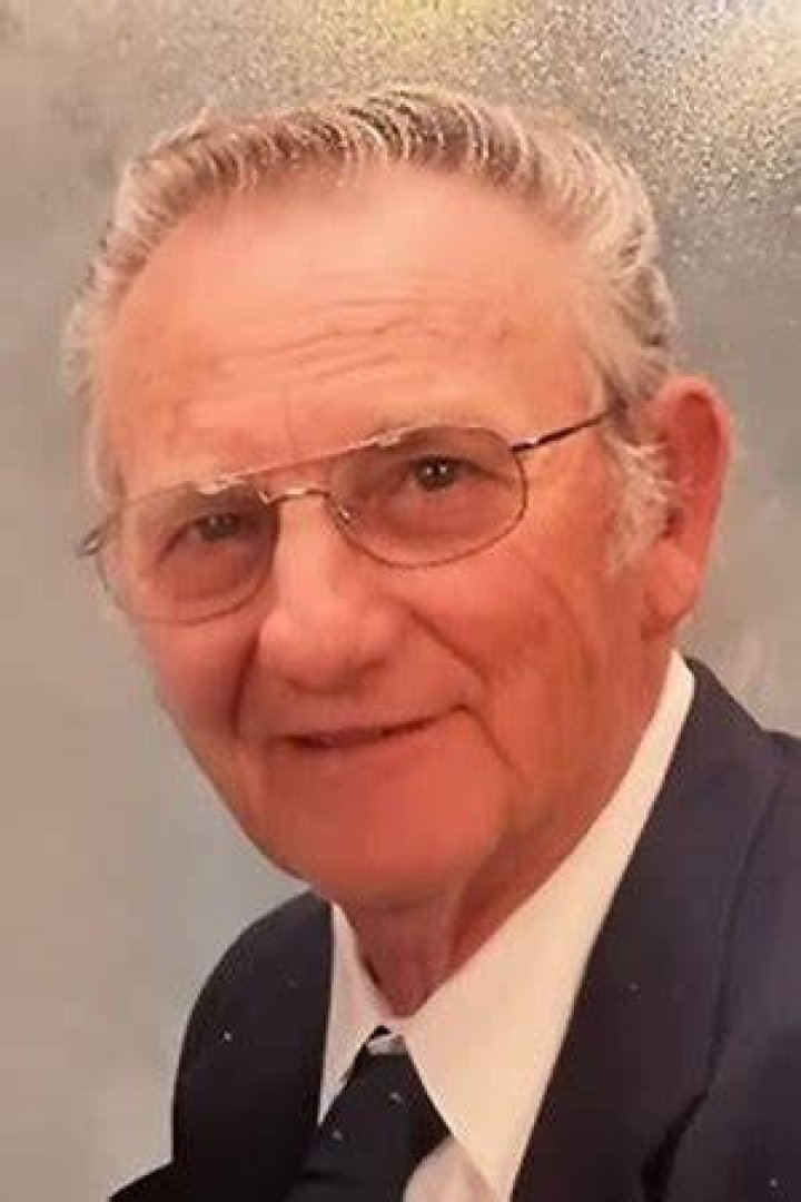 Michael Mccully Obituary 2022 Roberts Reed Culver Funeral Home Stilwell