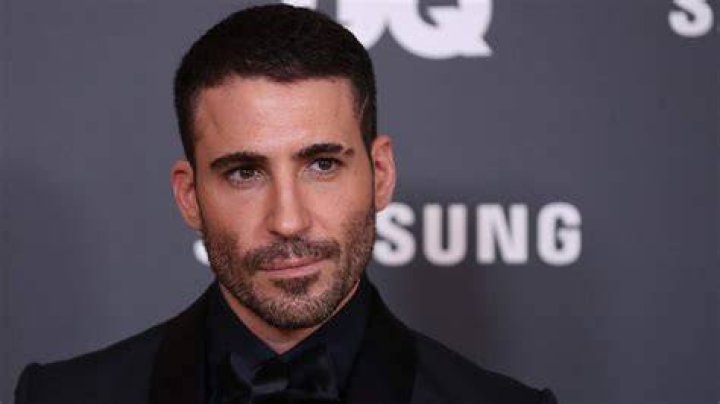 Miguel &Aacute;ngel Silvestre comparte las primeras im&aacute;genes junto a su nueva