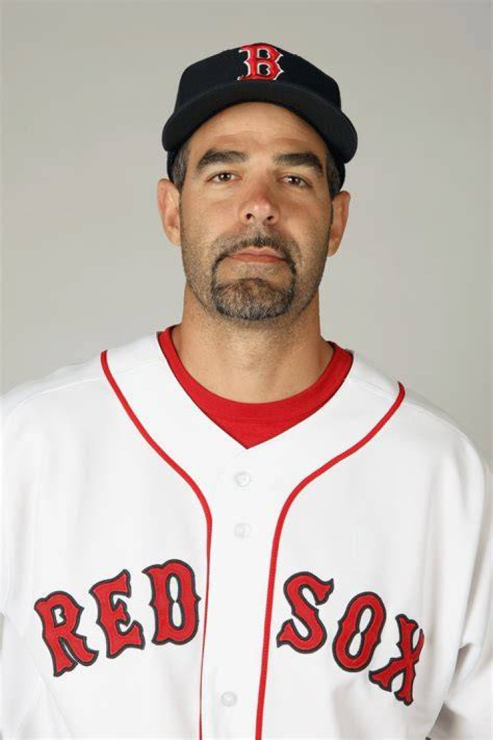 Mike Lowell Receives Red Sox Send Off A Look Back on His Storied