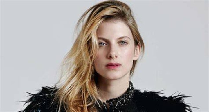 M&eacute;lanie Laurent Bra Size, Age, Weight, Height, Measurements