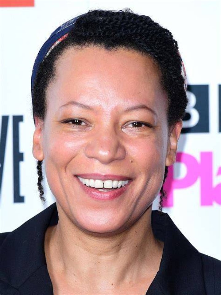 Nina Sosanya 2024 dating, net worth, tattoos, smoking & body
