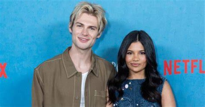 Noah Lalonde Girlfriend Is He Dating Katie Douglas?