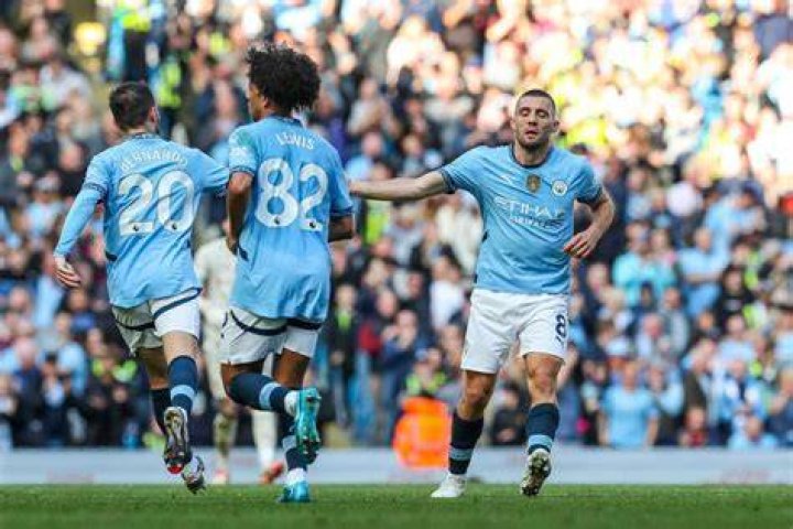N&uacute;&ntilde;ez loisti Manchester Cityn kaadossa, Haaland pimennossa ElmoTV