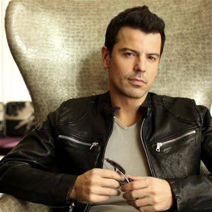 Oh my love Jordan Knight. Thanks for the rose and the back adjustment