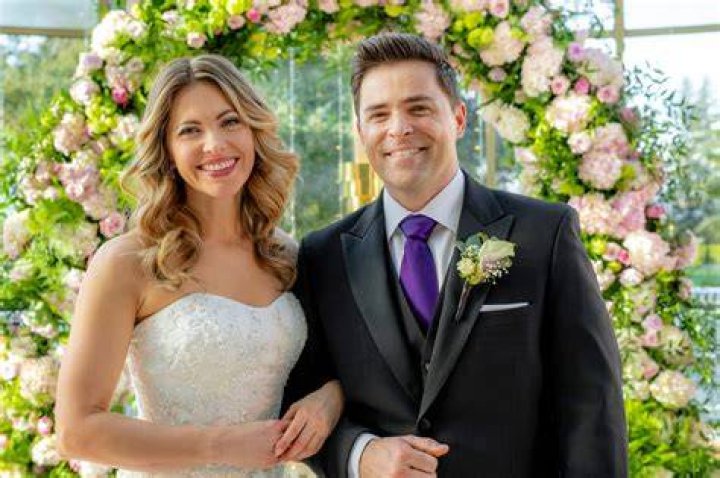Pascale Hutton and Kavan Smith from 'When Calls the Heart' Team Up for