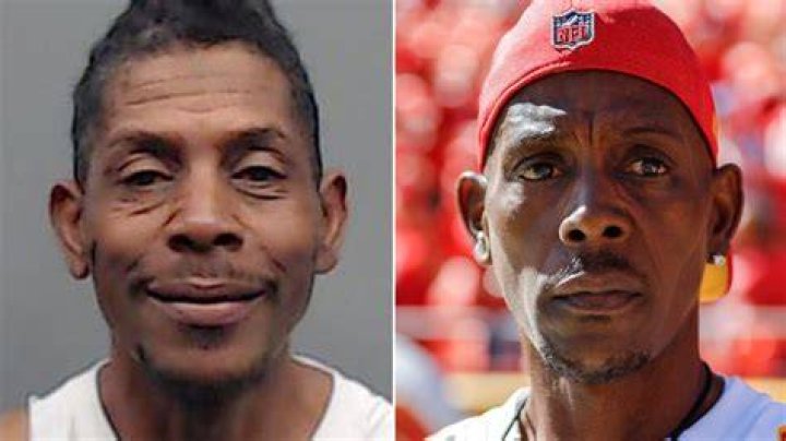 Pat Mahomes Sr. Allegedly Had 'Open Container' of Alcohol Amid DWI Us