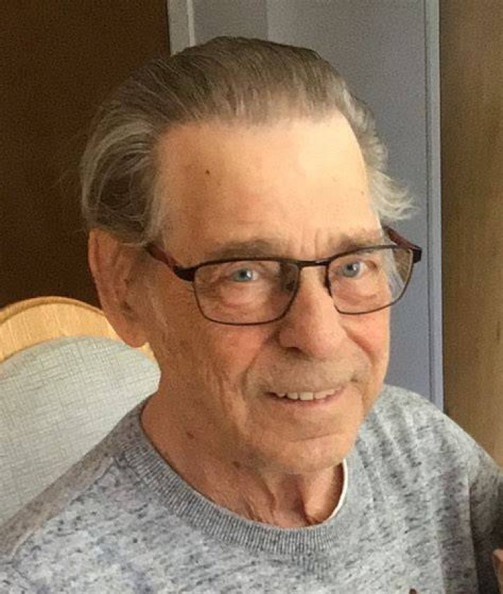 Paul Lapierre Obituary Montr&eacute;al, QC