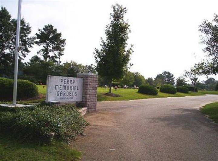 Perry Memorial Gardens in Perry, Find a Grave Cemetery