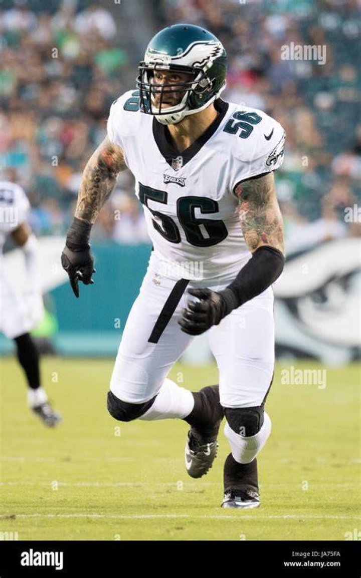 Philadelphia Eagles defensive end Chris Long now donating his entire