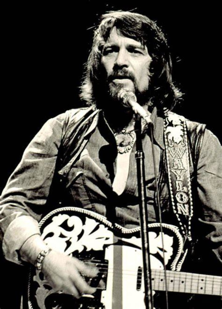 Photo of Waylon JENNINGS and Jessi COLTER; LR Jessi Colter, Waylon