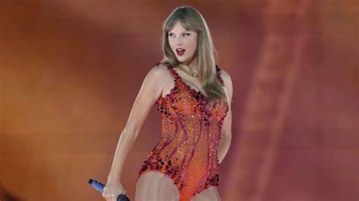 Photos from Taylor Swift's 30th Birthday Celebration in NYC