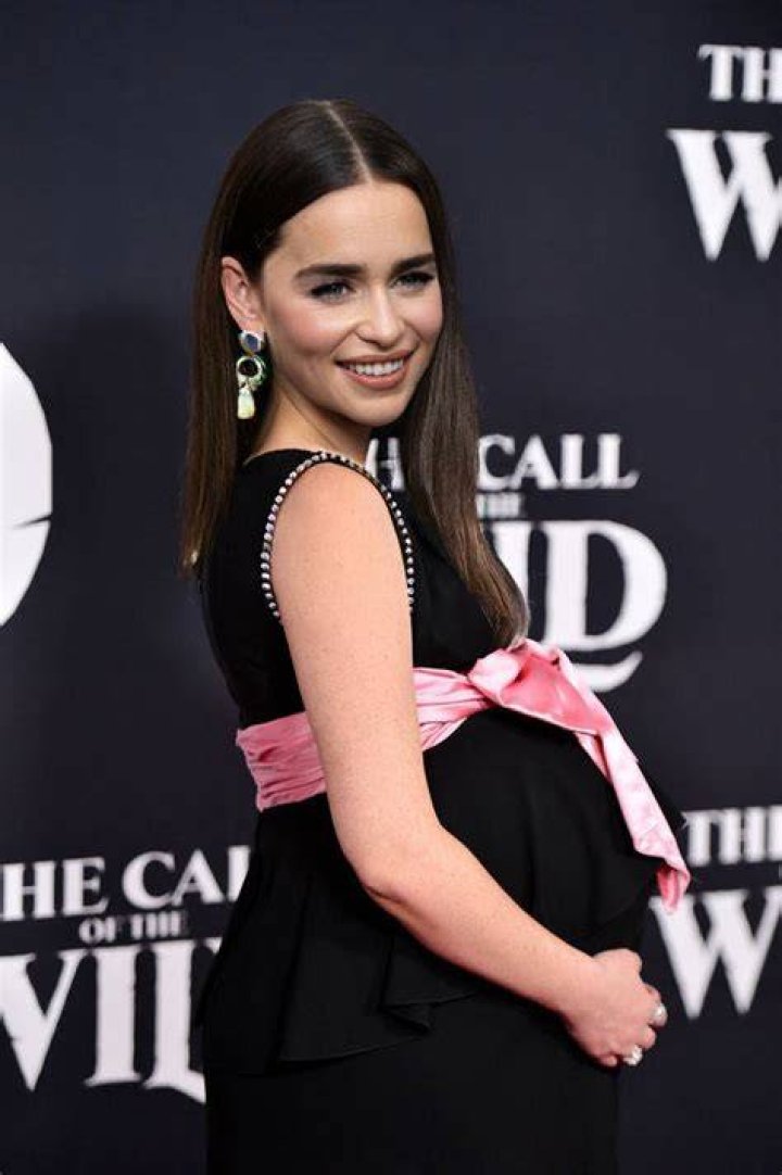 Pregnant Emilia Clarke by Zedilll on DeviantArt