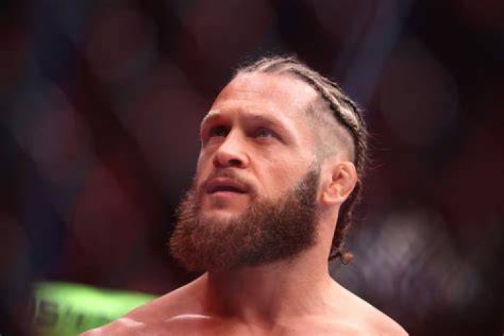 Rafael Fiziev eyeing December or January return vs. Justin Gaethje