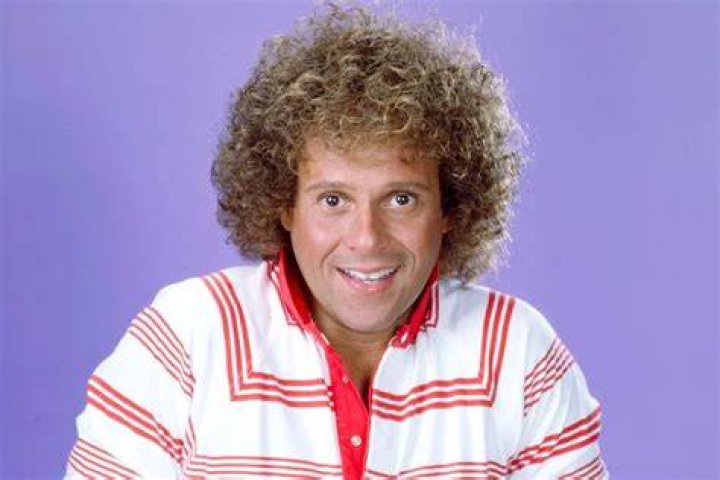 Richard Simmons Extreme Weight Loss Landed Him in a Hospital Rare