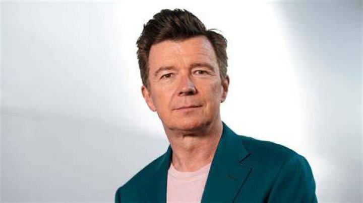 Rick Astley Says Why He's Never Gonna Give Up Rickrolling Telekom