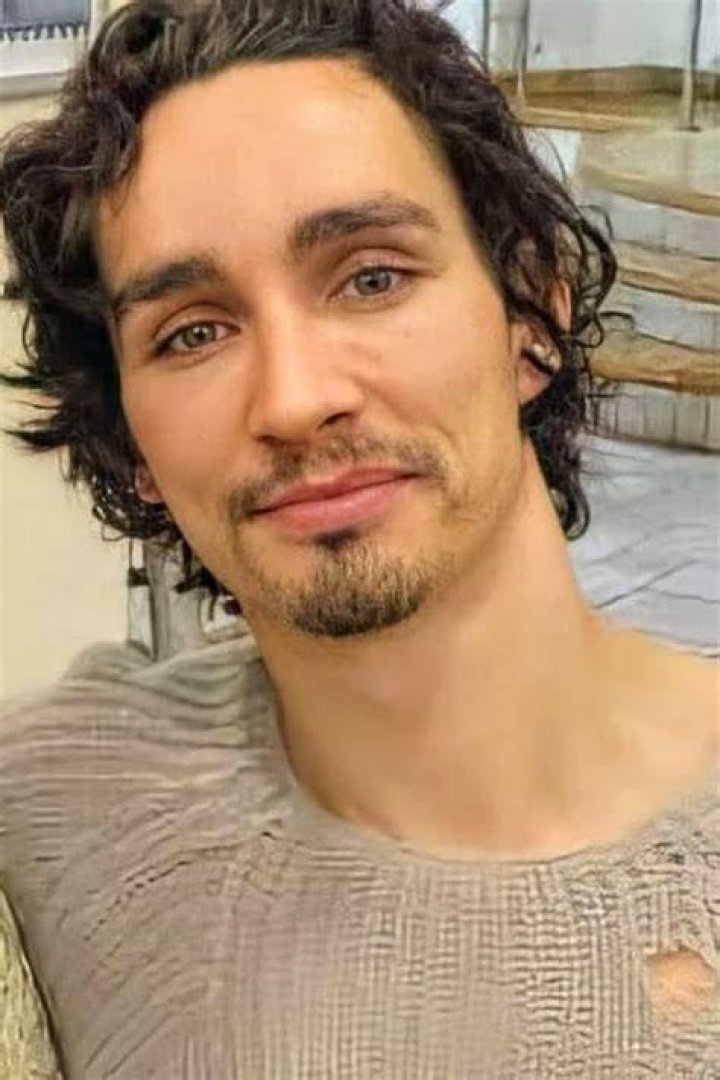 Robert Sheehan Picture 6 Prometheus UK Film Premiere Arrivals