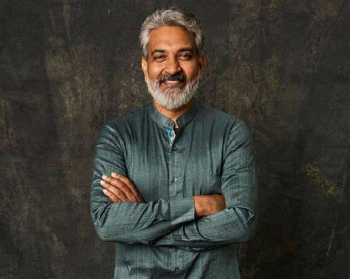 RRR SS Rajamouli Cute Selfie With 11yearold Violet McGraw From HCA