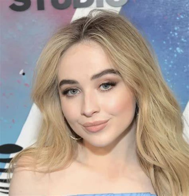Sabrina Carpenter Net Worth (Updated 2023) Bio Overview