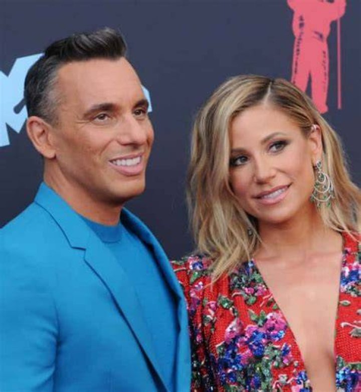 Sebastian Maniscalco Bio & Wiki Net Worth, Age, Height & Weight